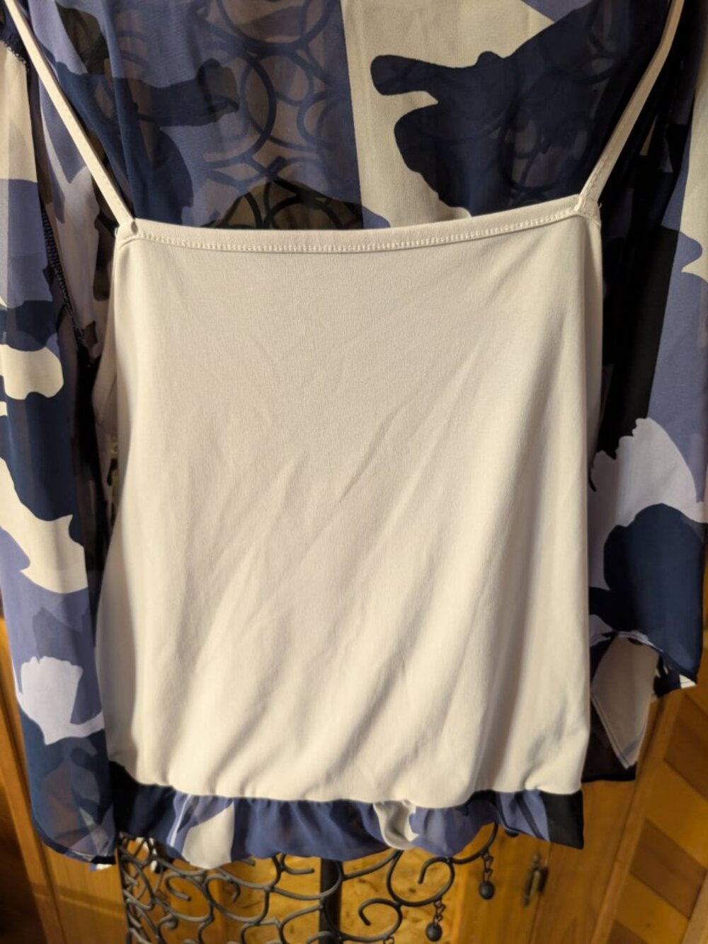 ALFANI L Blue Patterned Blouse - Picture 2 of 8